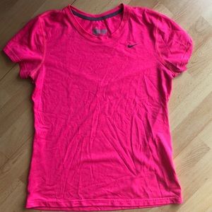 Nike Dri-Fit Women’s Large Neon Pink